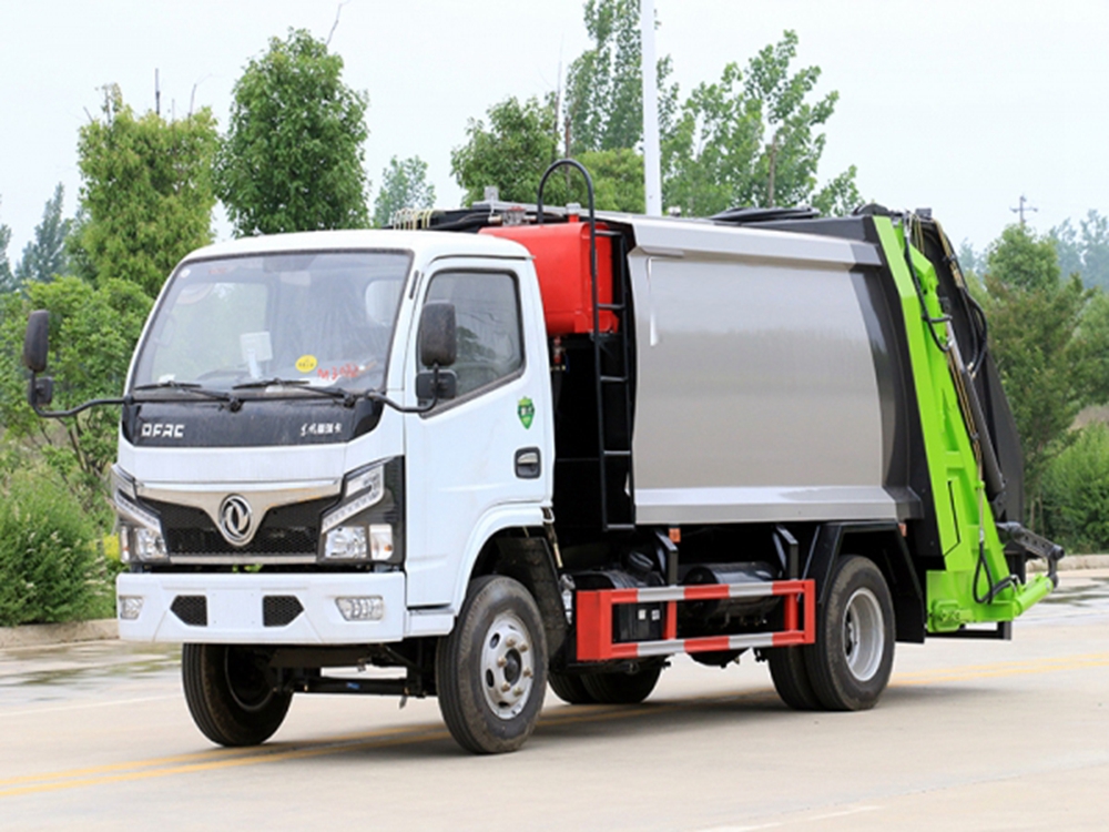 東風福瑞卡6方壓縮式垃圾車